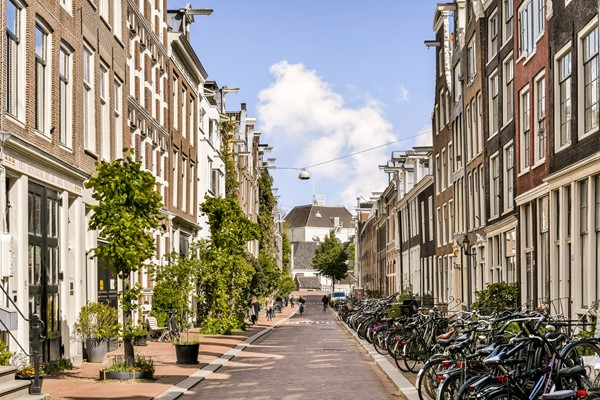 Medium property photo - Vijzelstraat 95-4, 1017 HH Amsterdam